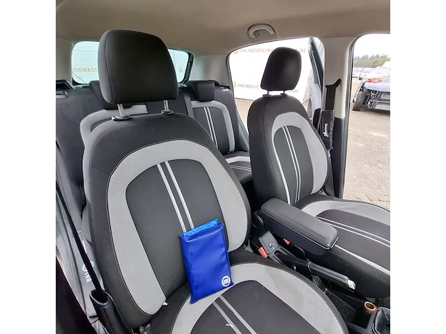 Personenauto, fiat, grande punto 1.4, grijs, 2009 - afbeelding 29 van  52