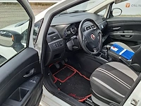 Personenauto fiat, grande punto 1.4 nerobianco, bouwjaar 2009 - afbeelding 7 van  31