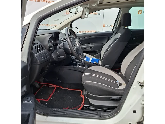 Personenauto fiat, grande punto 1.4 nerobianco, bouwjaar 2009 - afbeelding 8 van  31