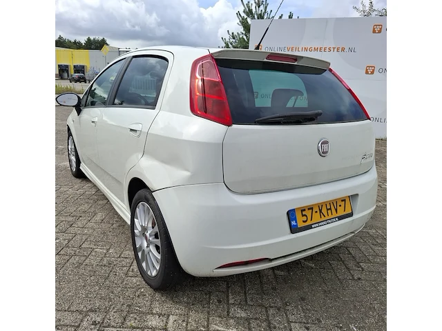 Personenauto fiat, grande punto 1.4 nerobianco, bouwjaar 2009 - afbeelding 29 van  31