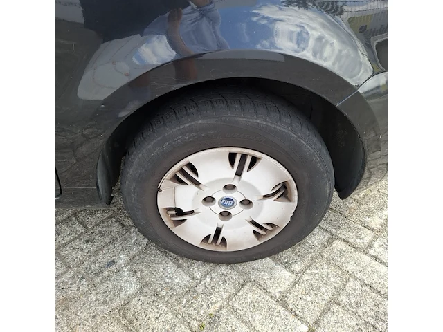 Personenauto fiat, panda 1.2, bouwjaar 2004 - afbeelding 3 van  27