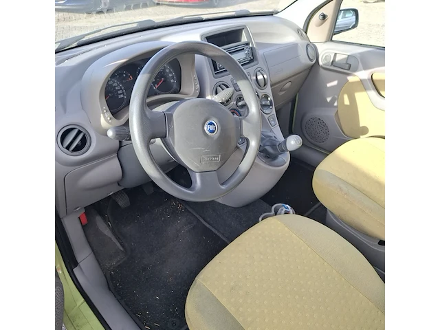 Personenauto fiat, panda 1.2 dynamic, 2004 - afbeelding 2 van  37