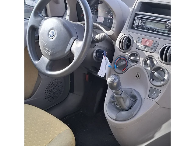 Personenauto fiat, panda 1.2 dynamic, 2004 - afbeelding 13 van  37