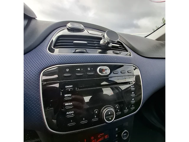 Personenauto fiat, punto evo 1.3 m-jet dynamic, bouwjaar 2011 - afbeelding 11 van  34