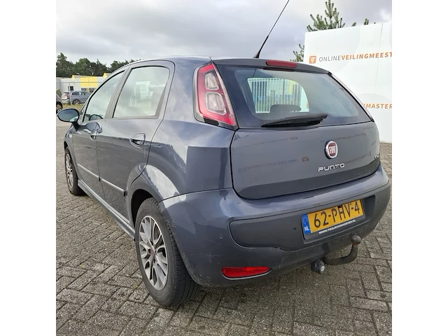 Personenauto fiat, punto evo 1.3 m-jet dynamic, bouwjaar 2011 - afbeelding 32 van  34
