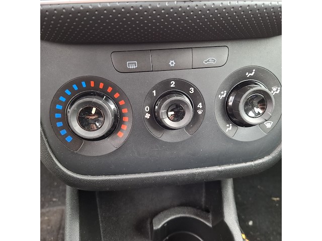 Personenauto, fiat, punto evo 1.4, 2010 - afbeelding 8 van  49