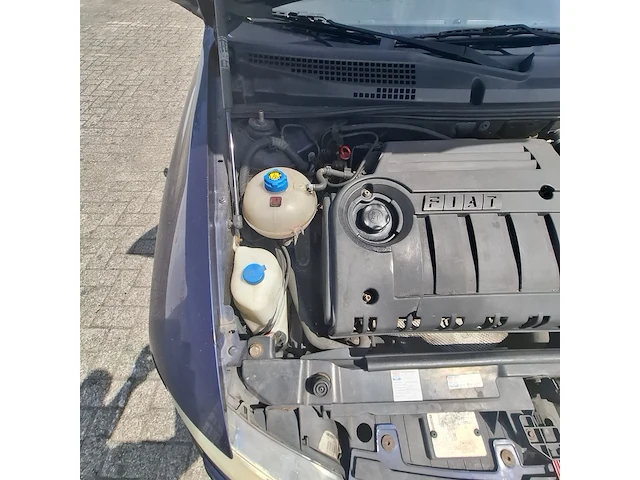 Personenauto fiat, stilo 2.4 20v abarth, bouwjaar 2003 - afbeelding 22 van  33