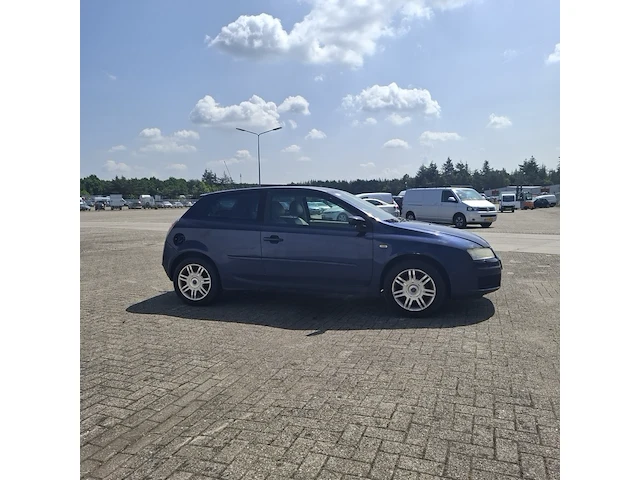 Personenauto fiat, stilo 2.4 20v abarth, bouwjaar 2003 - afbeelding 30 van  33