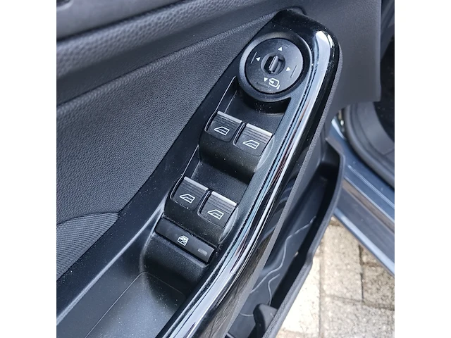 Personenauto ford, fiesta - 1.6 tdci lease titanium, bouwjaar 2014 - afbeelding 27 van  84