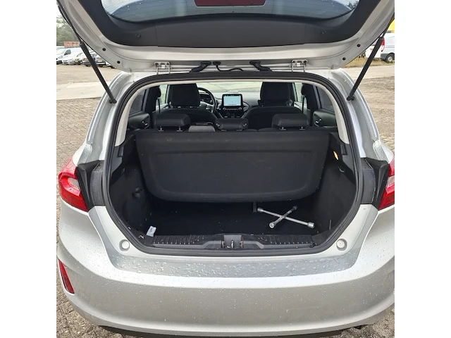 Personenauto ford, fiesta 1.0 ecoboost titanium, grijs, bouwjaar 2018 - afbeelding 32 van  53