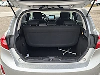 Personenauto ford, fiesta 1.0 ecoboost titanium, grijs, bouwjaar 2018 - afbeelding 32 van  53