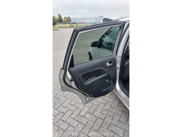 Personenauto ford, fiesta 1.3 diesel, bouwjaar 2005 - afbeelding 14 van  36