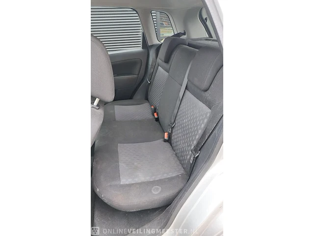Personenauto ford, fiesta 1.3 diesel, bouwjaar 2005 - afbeelding 16 van  36