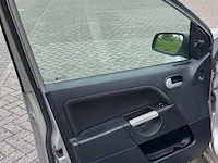 Personenauto ford, fiesta 1.3 diesel, bouwjaar 2005 - afbeelding 17 van  36