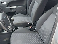 Personenauto ford, fiesta 1.3 diesel, bouwjaar 2005 - afbeelding 19 van  36