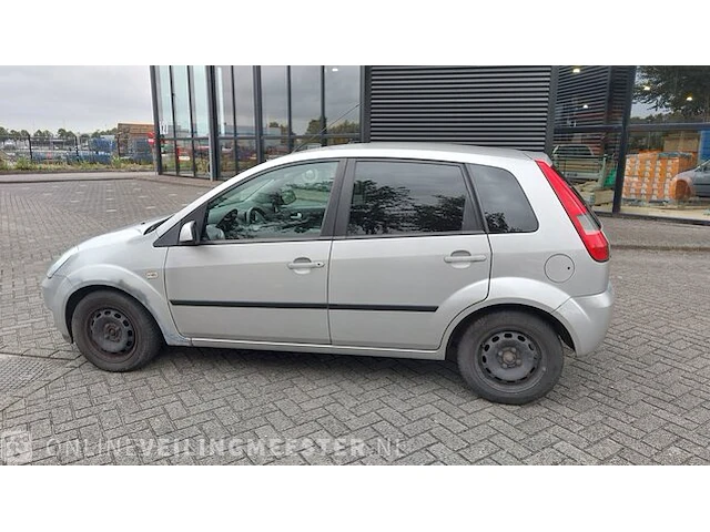 Personenauto ford, fiesta 1.3 diesel, bouwjaar 2005 - afbeelding 36 van  36