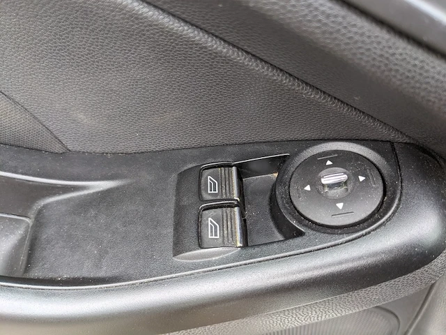 Personenauto ford, fiesta 1.5tdci, wit, bouwjaar 2013 - afbeelding 13 van  52