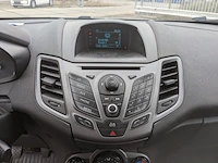 Personenauto ford, fiesta 1.5tdci, wit, bouwjaar 2013 - afbeelding 16 van  52