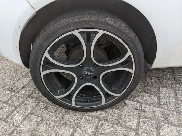 Personenauto ford, fiesta 1.5tdci, wit, bouwjaar 2013 - afbeelding 31 van  52