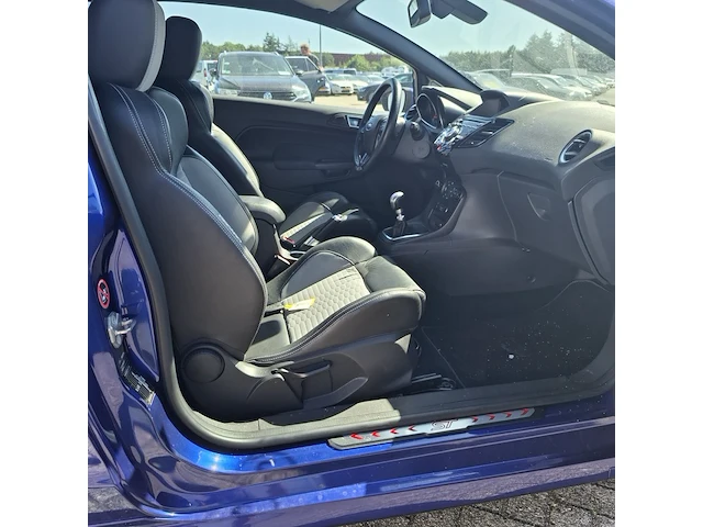 Personenauto ford, fiesta 1.6 st2, bouwjaar 2014 - afbeelding 36 van  54