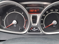 Personenauto ford, fiesta 1.6 tdci, zwart, bouwjaar 2012 - afbeelding 6 van  52