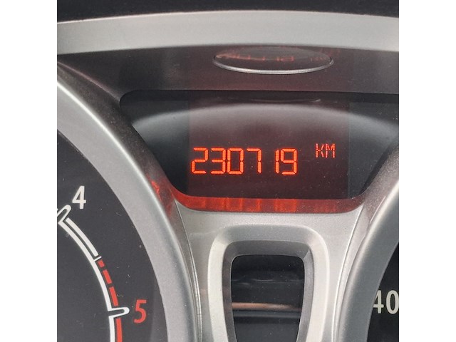 Personenauto ford, fiesta 1.6 tdci, zwart, bouwjaar 2012 - afbeelding 7 van  52