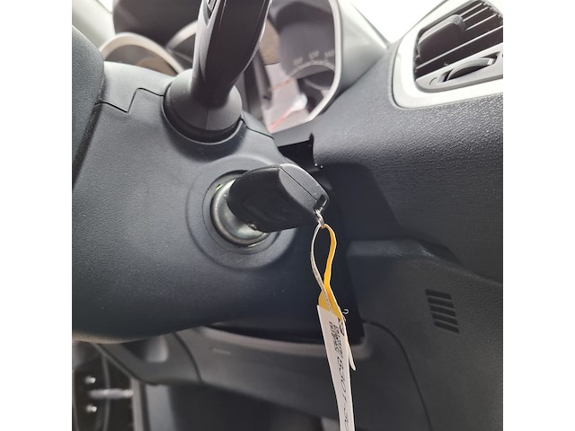 Personenauto ford, fiesta 1.6 tdci, zwart, bouwjaar 2012 - afbeelding 8 van  52