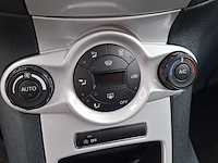 Personenauto ford, fiesta 1.6 tdci, zwart, bouwjaar 2012 - afbeelding 11 van  52