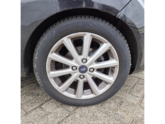Personenauto ford, fiesta 1.6 tdci, zwart, bouwjaar 2012 - afbeelding 32 van  52