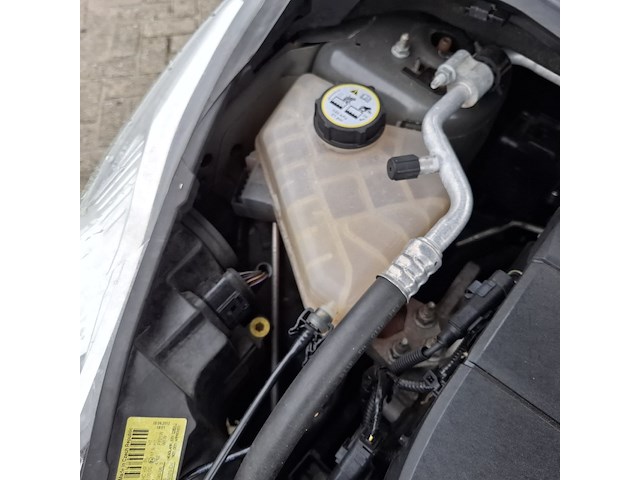 Personenauto ford, fiesta 1.6 tdci, zwart, bouwjaar 2012 - afbeelding 44 van  52