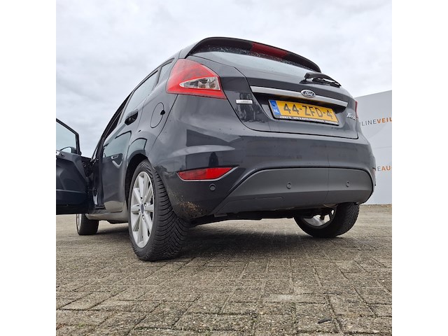 Personenauto ford, fiesta 1.6 tdci, zwart, bouwjaar 2012 - afbeelding 48 van  52