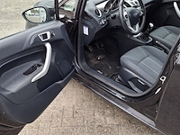 Personenauto ford, fiesta 1.6 tdci, zwart, bouwjaar 2012 - afbeelding 51 van  52
