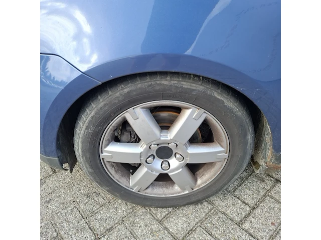 Personenauto ford, focus c-max 1.6-16v futura, bouwjaar 2005 - afbeelding 3 van  30
