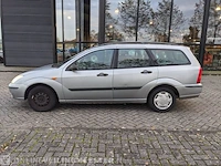 Personenauto ford, focus wagon 1.4-16v centennial, grijs, bouwjaar 23-07-2003 - afbeelding 12 van  33