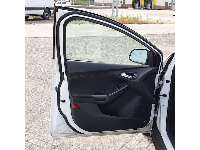 Personenauto, ford, focus wagon 1.5 tdci titanium lease edition , 2016 - afbeelding 33 van  54
