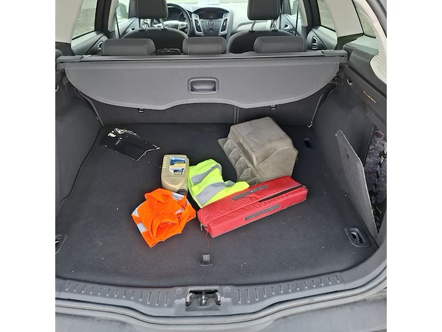 Personenauto ford, focus - afbeelding 32 van  52