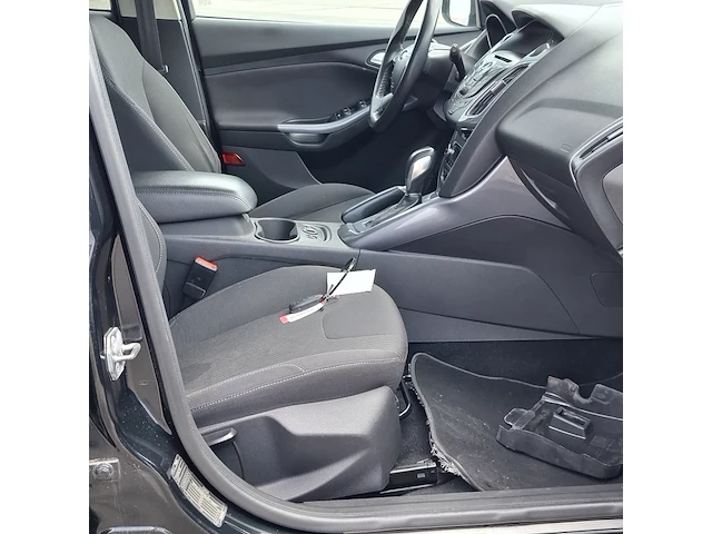 Personenauto ford, focus - afbeelding 39 van  52