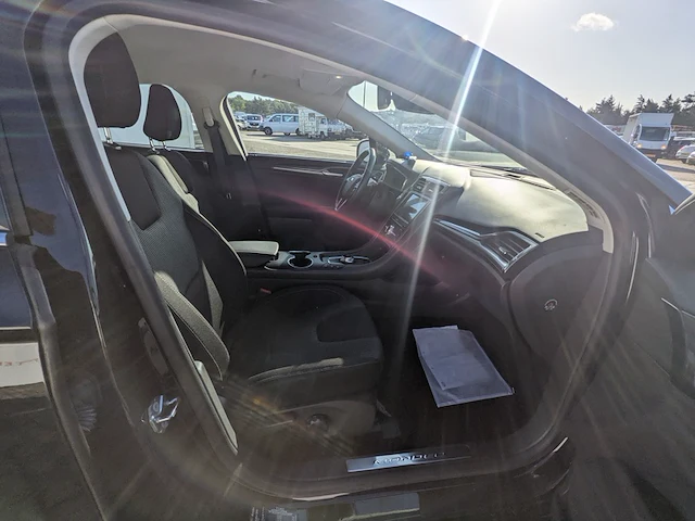 Personenauto, ford, mondeo - afbeelding 9 van  62