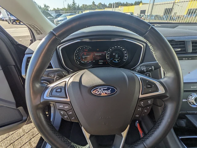 Personenauto, ford, mondeo - afbeelding 13 van  62