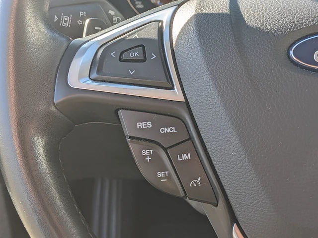 Personenauto, ford, mondeo - afbeelding 18 van  62