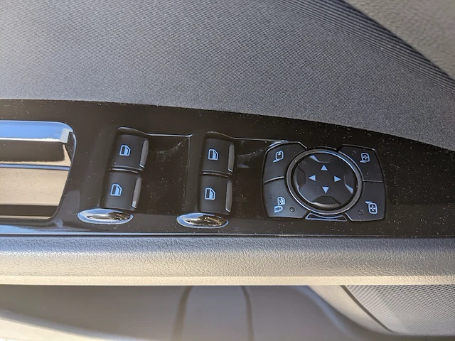 Personenauto, ford, mondeo - afbeelding 21 van  62
