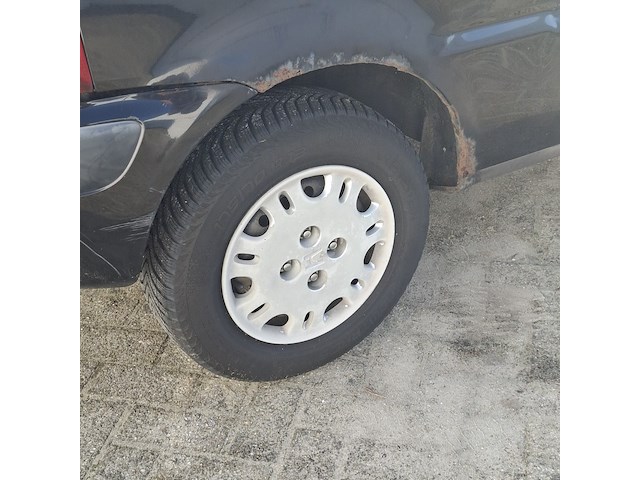 Personenauto honda, logo 1.3i cvt, bouwjaar 2000 - afbeelding 3 van  40