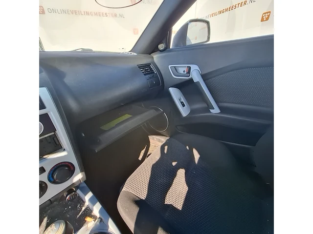 Personenauto hyundai, coupe 2.0i fx cvvt, bouwjaar 2003 - afbeelding 10 van  54