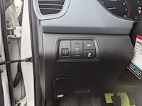 Personenauto hyundai, i20 1.2 hp i-motion, wit, bouwjaar 2015 - afbeelding 11 van  40