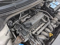 Personenauto hyundai, i20 1.2 hp i-motion, wit, bouwjaar 2015 - afbeelding 24 van  40