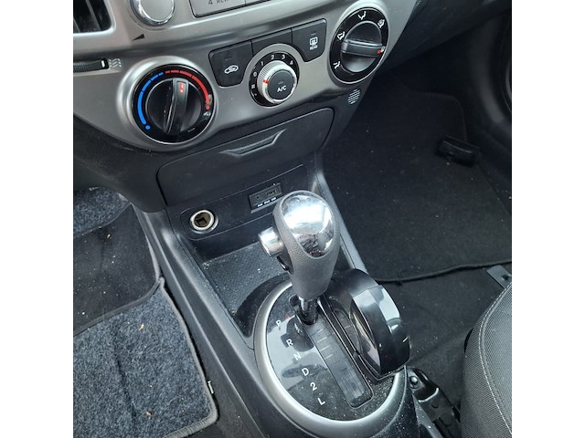 Personenauto, hyundai, i20 1.4, 2012 - afbeelding 17 van  31