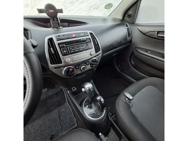 Personenauto, hyundai, i20 1.4, 2012 - afbeelding 18 van  31