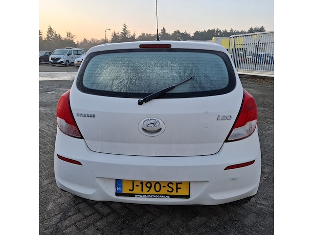 Personenauto, hyundai, i20 1.4, 2012 - afbeelding 28 van  31