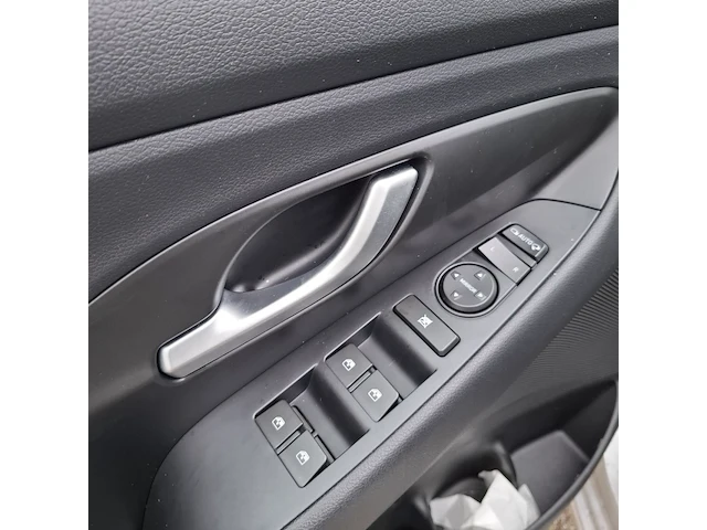 Personenauto, hyundai, i30, 2018 - afbeelding 9 van  49