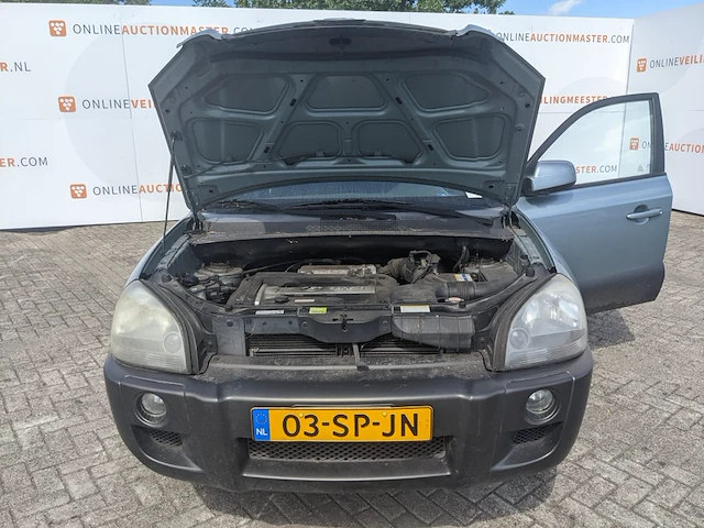 Personenauto hyundai, tucson 2.0i style - afbeelding 18 van  45